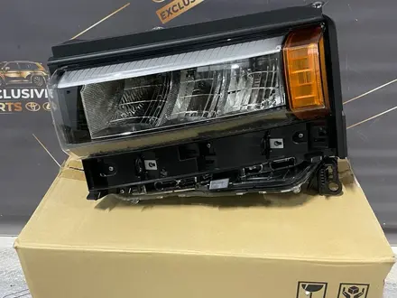 Левая фара новый оригинал Prado 250 за 435 000 тг. в Астана