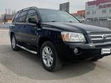 Toyota Highlander 2005 года за 7 900 000 тг. в Алматы