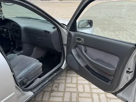 Toyota Camry 1993 года за 2 700 000 тг. в Актау – фото 16