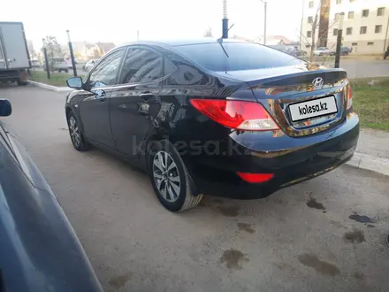 Hyundai Accent 2012 года за 3 900 000 тг. в Астана – фото 2