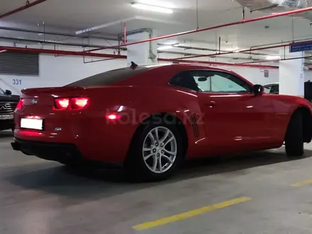 Chevrolet Camaro 2013 года за 11 700 000 тг. в Алматы – фото 3