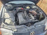 Volkswagen Passat 1998 годаүшін550 000 тг. в Астана – фото 4