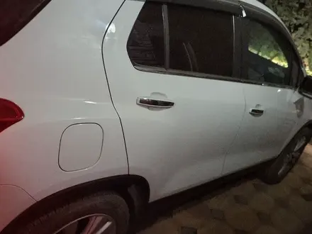 Chevrolet Tracker 2021 года за 8 200 000 тг. в Алматы – фото 3