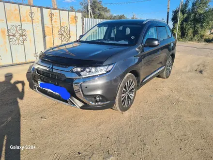 Mitsubishi Outlander 2019 года за 11 200 000 тг. в Балхаш