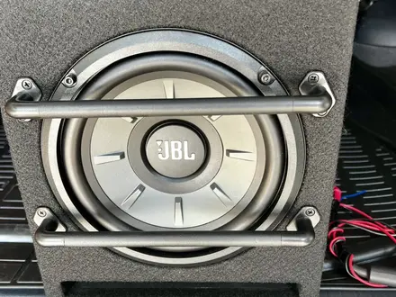 Сабвуфер JBL за 75 000 тг. в Алматы