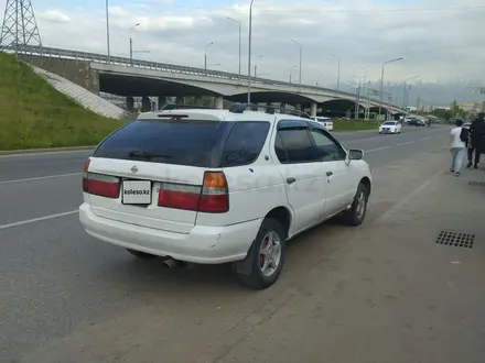 Nissan R'nessa 1997 года за 2 600 000 тг. в Алматы – фото 2