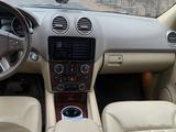 Mercedes-Benz ML 350 2007 годаfor7 000 000 тг. в Усть-Каменогорск – фото 5