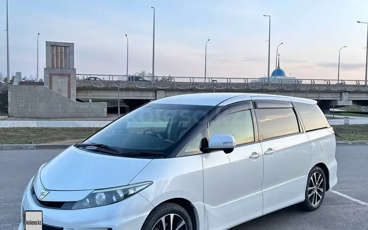 Toyota Estima 2013 года за 5 600 000 тг. в Астана