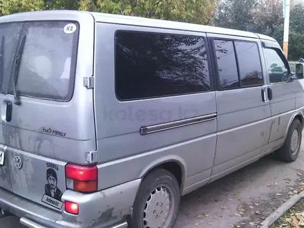 Volkswagen Caravelle 1998 года за 5 000 000 тг. в Костанай – фото 17