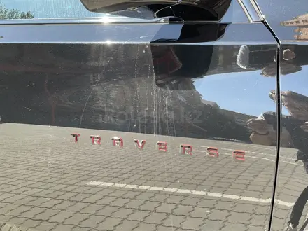 Chevrolet Traverse 2018 года за 9 999 990 тг. в Актобе – фото 7