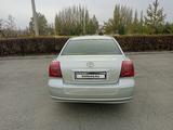 Toyota Avensis 2004 годаүшін3 100 000 тг. в Талдыкорган – фото 2