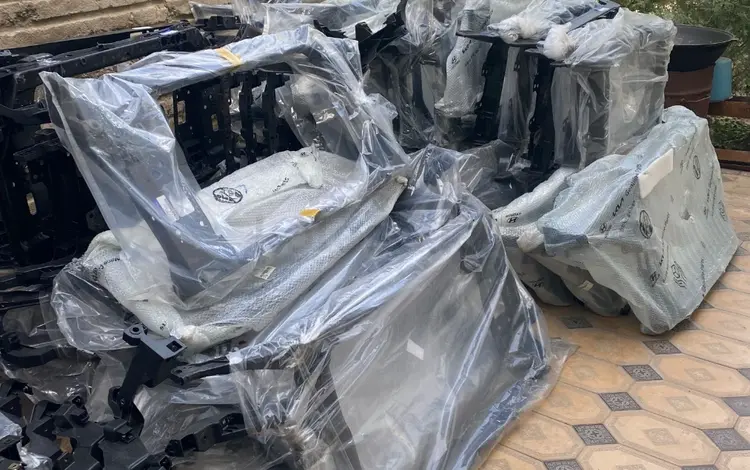 Телевизор (суппорт радиатора) за 100 000 тг. в Петропавловск