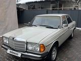 Mercedes-Benz E 230 1982 года за 2 100 000 тг. в Алматы – фото 2