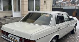 Mercedes-Benz E 230 1982 года за 2 100 000 тг. в Алматы – фото 4