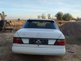 Mercedes-Benz E 200 1991 года за 500 000 тг. в Абай (Келесский р-н)