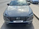 Hyundai Sonata 2020 года за 13 750 000 тг. в Астана – фото 2