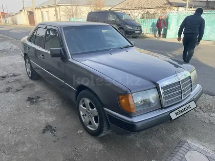 Mercedes-Benz E 300 1991 года за 2 200 000 тг. в Тараз – фото 6