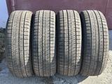 Зимняя резина 205/60 16 Bridgestone за 95 000 тг. в Усть-Каменогорск