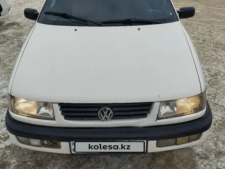 Volkswagen Passat 1995 года за 2 000 000 тг. в Уральск