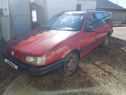 Volkswagen Passat 1993 года за 1 150 000 тг. в Астана