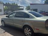 Volkswagen Passat 2002 года за 2 290 000 тг. в Караганда – фото 2