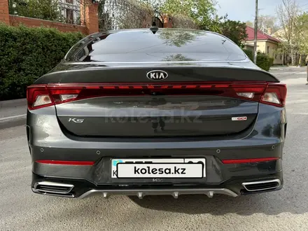 Kia K5 2021 года за 13 590 000 тг. в Караганда – фото 2