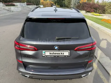 BMW X5 2018 года за 37 000 000 тг. в Алматы – фото 29