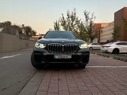 BMW X5 2022 года за 42 500 000 тг. в Алматы – фото 7