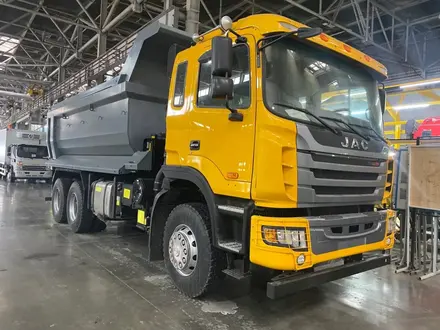 JAC  Самосвал с задней разгрузкой 25 тон JAC N350 2026 года за 35 000 000 тг. в Атырау