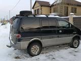 Hyundai Starex 2002 года за 3 100 000 тг. в Актобе – фото 2