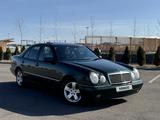 Mercedes-Benz E 290 1997 годаfor3 300 000 тг. в Алматы