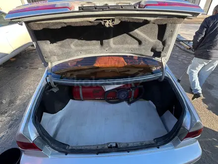 Toyota Camry 2000 года за 3 000 000 тг. в Актау – фото 9