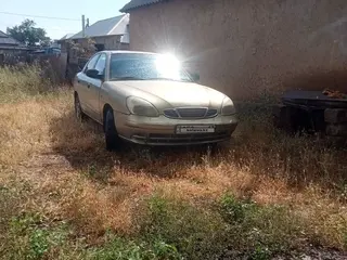 Daewoo Nubira, 2001