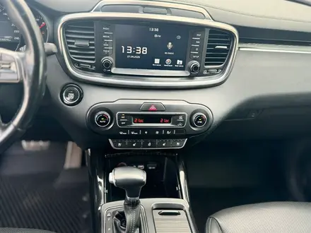 Kia Sorento Premium+ 3.5 2019 года за 11 790 000 тг. в Астана – фото 14