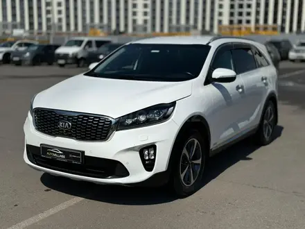 Kia Sorento Premium+ 3.5 2019 года за 11 790 000 тг. в Астана – фото 3