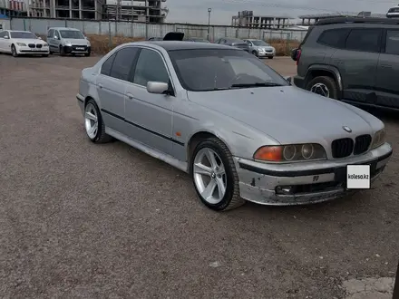 BMW 520 1996 года за 1 800 000 тг. в Астана