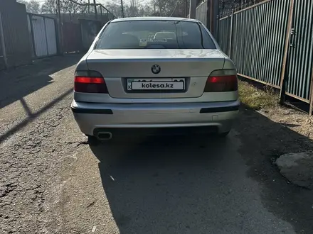 BMW 528 1996 года за 2 800 000 тг. в Алматы – фото 2