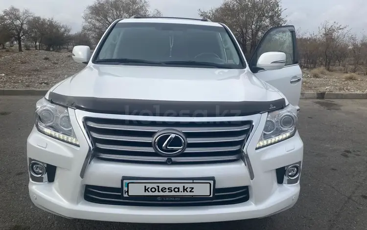 Lexus LX 570 2014 годаүшін35 000 000 тг. в Алматы