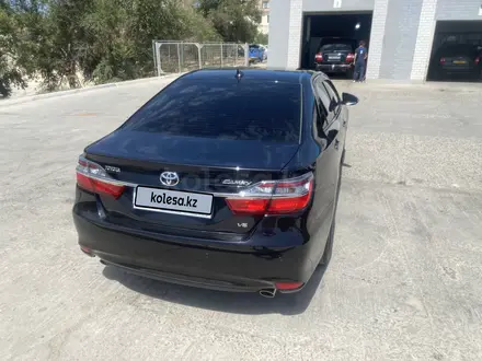 Toyota Camry 2015 года за 10 500 000 тг. в Актау – фото 4