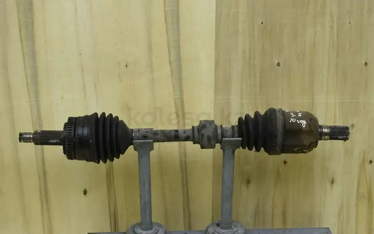 Привод передний левый Kia K7 2010 за 80 000 тг. в Алматы