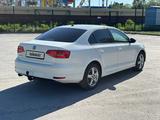 Volkswagen Jetta 2015 года за 4 500 000 тг. в Актобе – фото 4