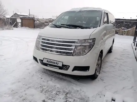 Nissan Elgrand 2002 года за 7 000 000 тг. в Семей