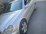 Mercedes-Benz C 200 2002 года за 3 000 000 тг. в Шымкент – фото 3