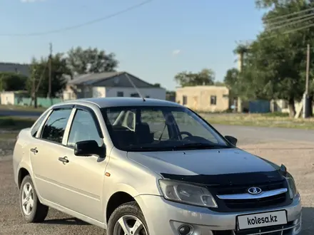 ВАЗ (Lada) Granta 2190 2014 года за 2 700 000 тг. в Семей – фото 2