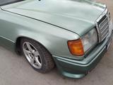 Mercedes-Benz E 230 1993 годаүшін1 300 000 тг. в Астана – фото 2