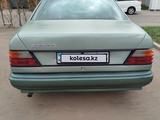 Mercedes-Benz E 230 1993 годаүшін1 300 000 тг. в Астана – фото 4