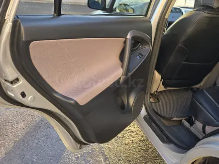 Toyota RAV4 2006 года за 7 100 000 тг. в Астана – фото 39
