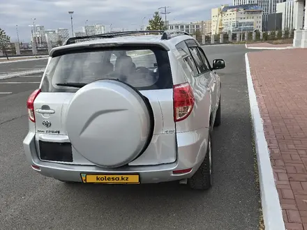 Toyota RAV4 2006 года за 7 100 000 тг. в Астана – фото 3