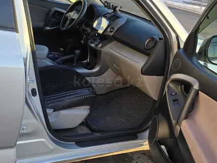 Toyota RAV4 2006 года за 7 100 000 тг. в Астана – фото 45
