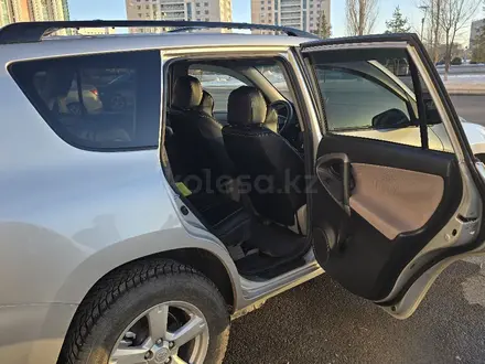 Toyota RAV4 2006 года за 7 100 000 тг. в Астана – фото 53